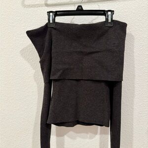 Aritzia Wilfred Off-Shoulder Foldover Knit Top – XS